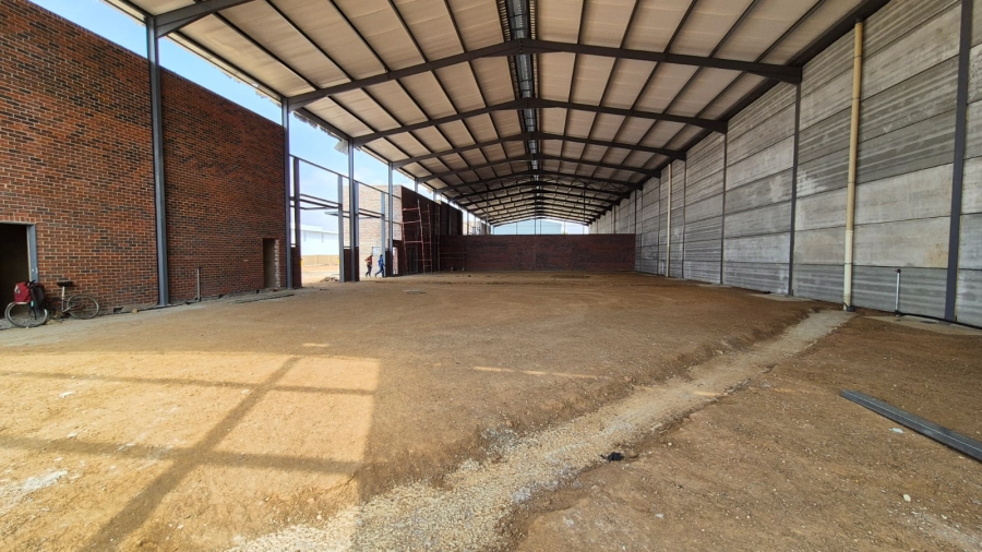 To Let commercial Property for Rent in Knoppieslaagte Gauteng