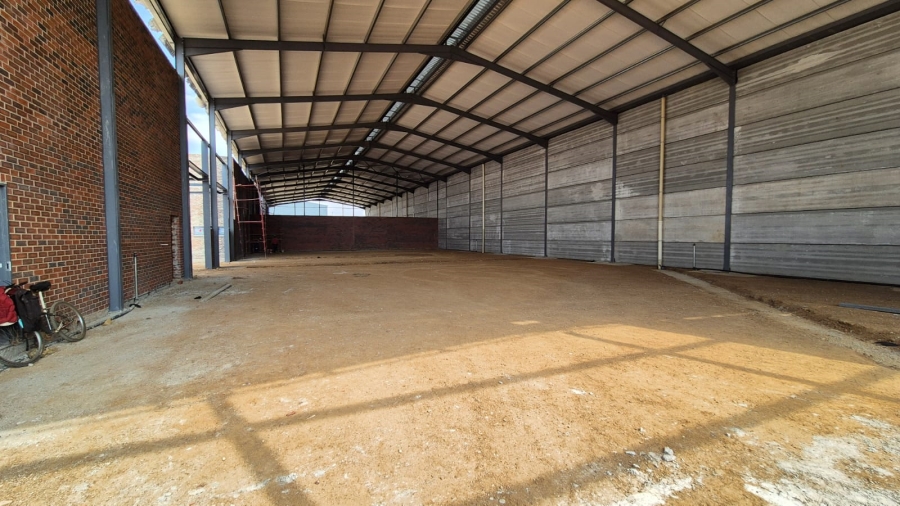 To Let commercial Property for Rent in Knoppieslaagte Gauteng