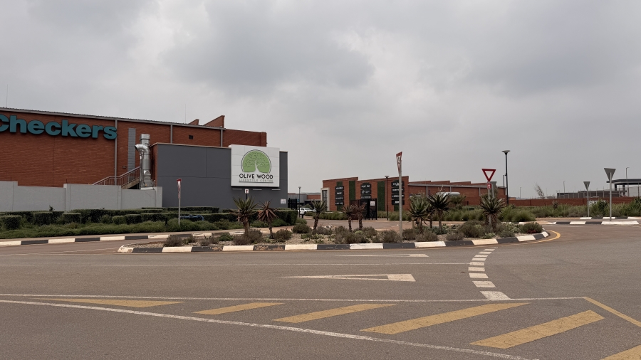 To Let commercial Property for Rent in Witfontein Gauteng