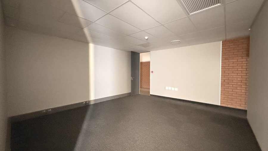 To Let commercial Property for Rent in Clayville Gauteng