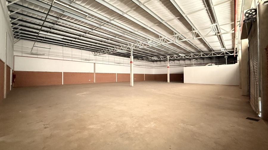 To Let commercial Property for Rent in Clayville Gauteng