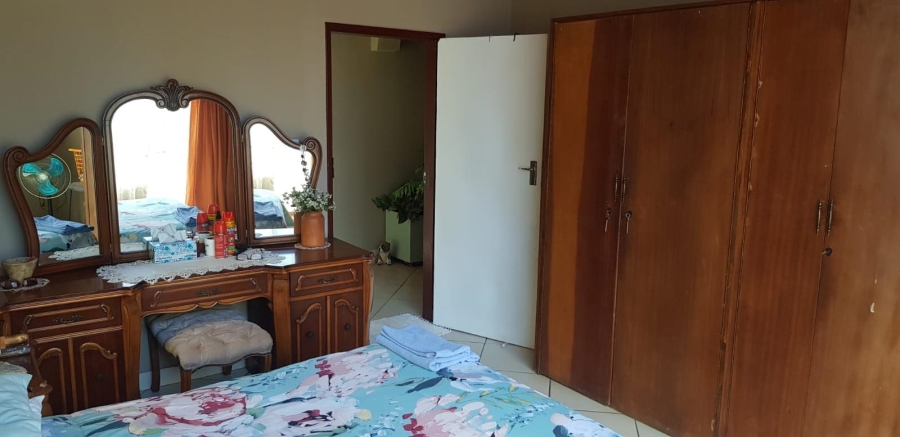 8 Bedroom Property for Sale in Winternest Gauteng