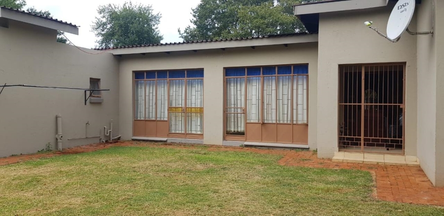 8 Bedroom Property for Sale in Winternest Gauteng