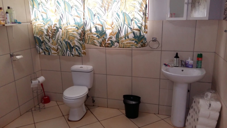 8 Bedroom Property for Sale in Winternest Gauteng