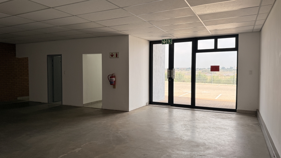 To Let commercial Property for Rent in Sterkfontein A H Gauteng