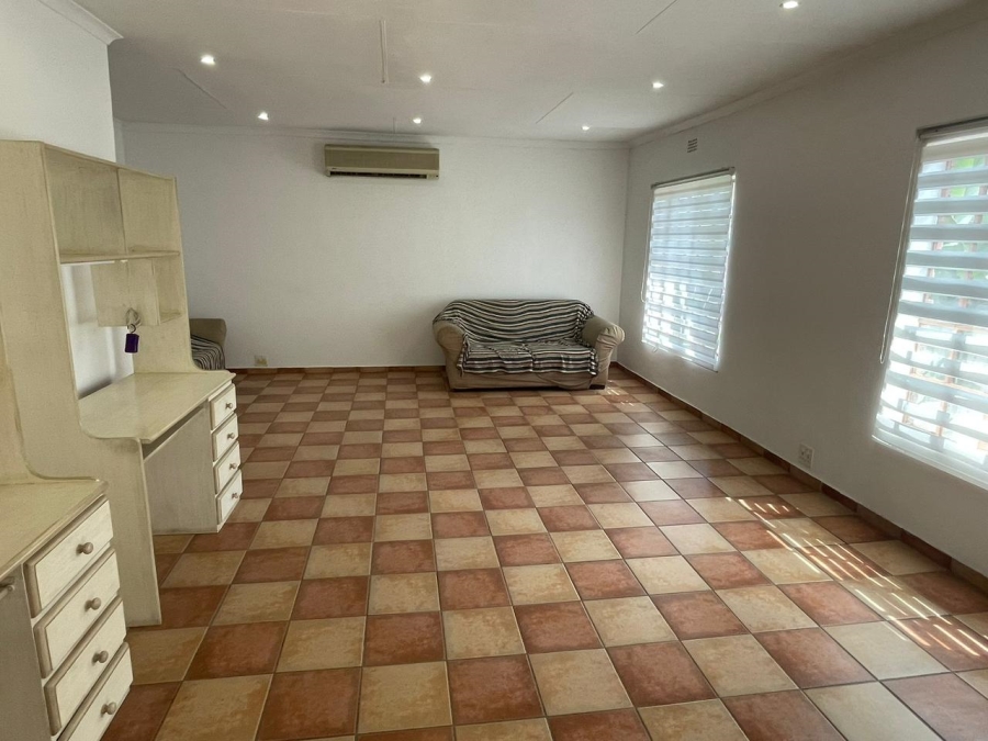 To Let commercial Property for Rent in Halfway Gardens Gauteng