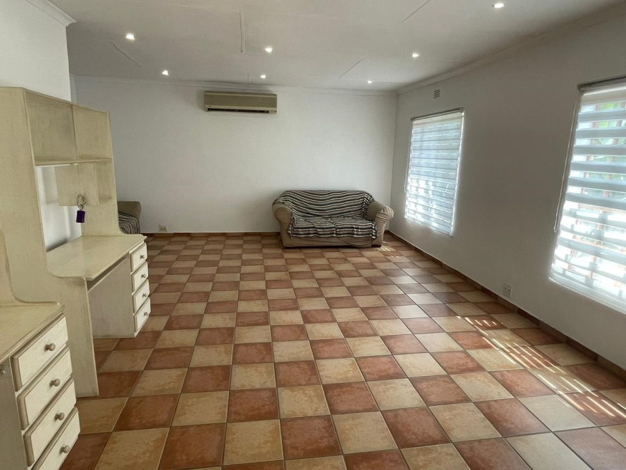 To Let commercial Property for Rent in Halfway Gardens Gauteng