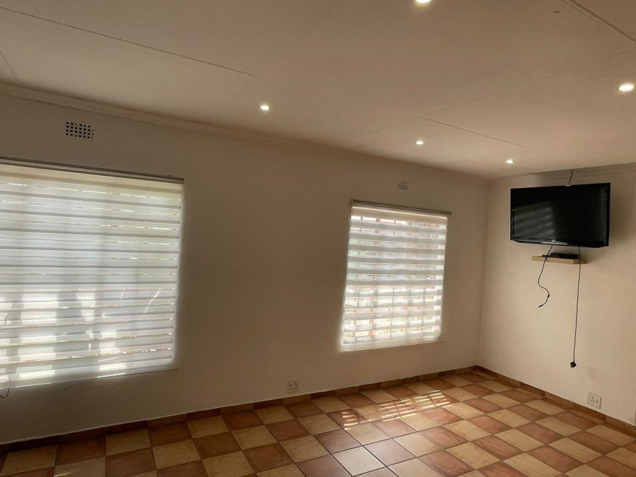 To Let commercial Property for Rent in Halfway Gardens Gauteng