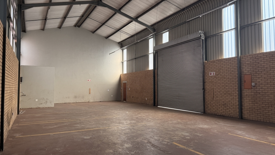 To Let commercial Property for Rent in Clayville Gauteng