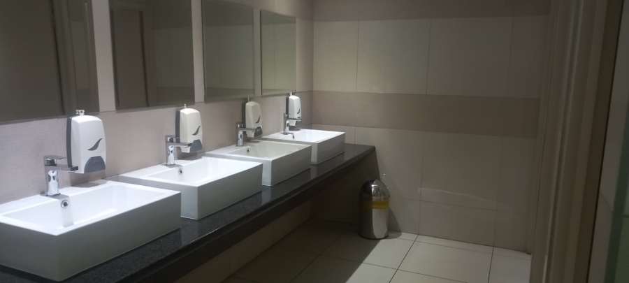 To Let commercial Property for Rent in Ferndale Gauteng