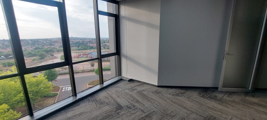 To Let commercial Property for Rent in Southdowns Estate Gauteng