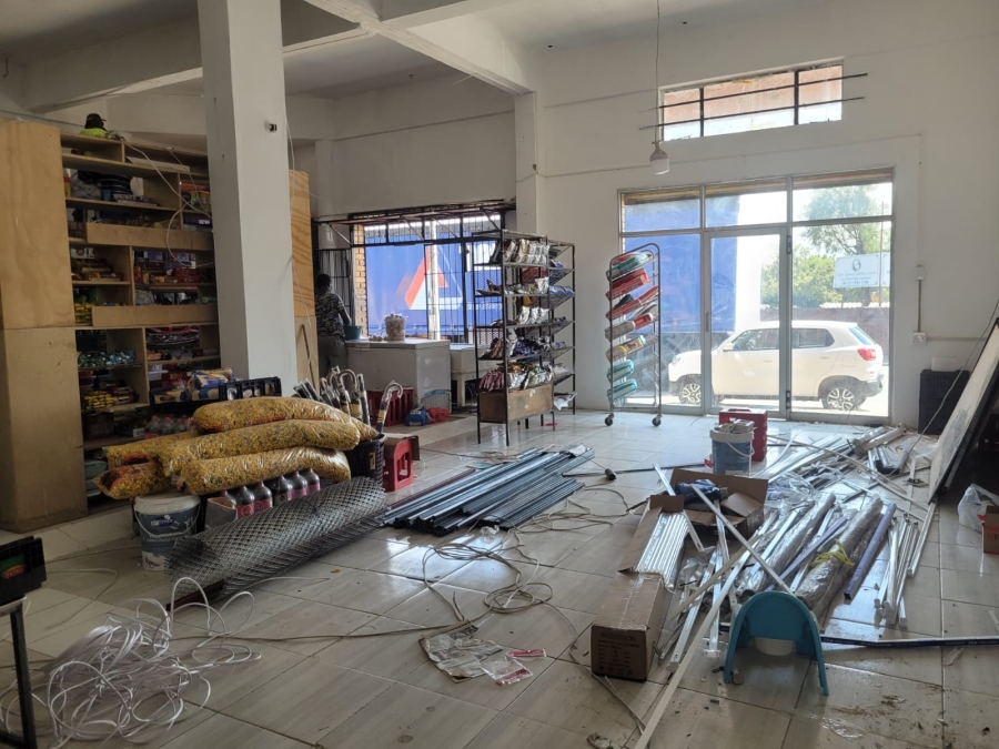Commercial Property for Sale in Luipaardsvlei Gauteng
