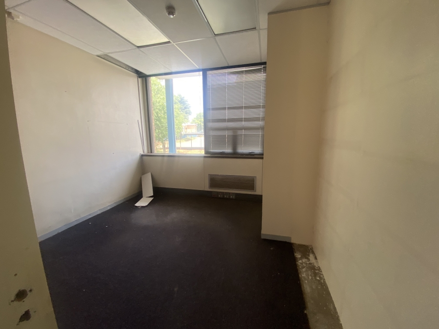 To Let commercial Property for Rent in Spartan Gauteng