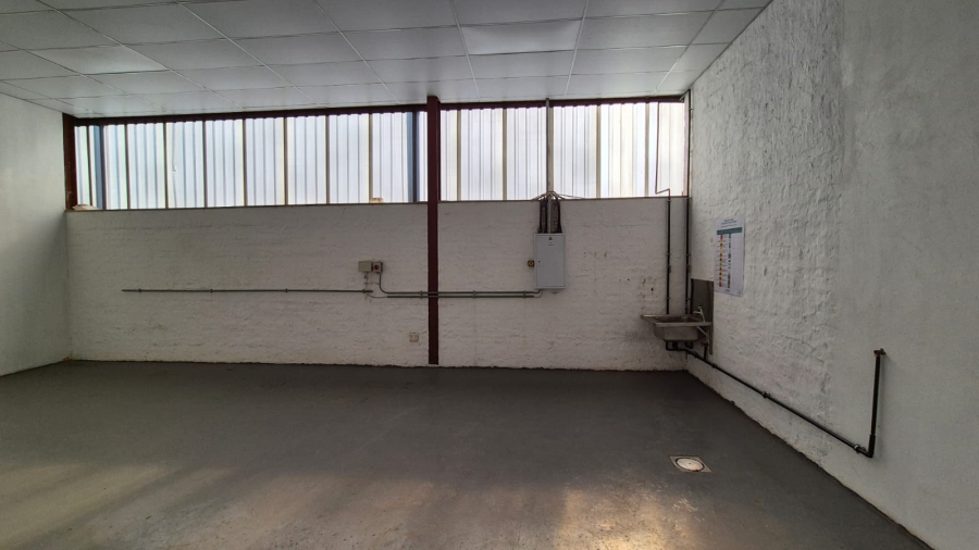 Commercial Property for Sale in Silvertondale Gauteng