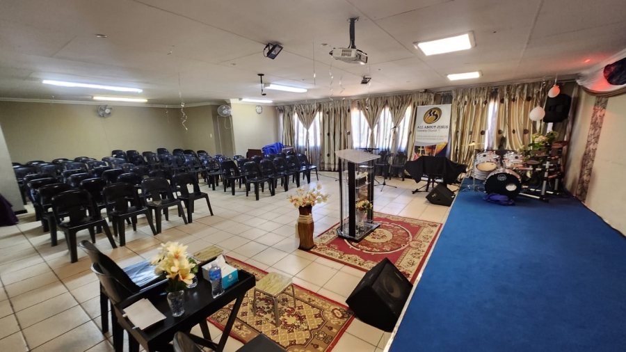 Commercial Property for Sale in Eldoraigne Gauteng