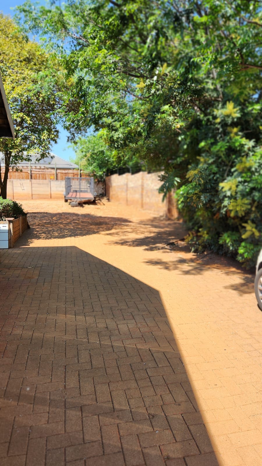 Commercial Property for Sale in Eldoraigne Gauteng
