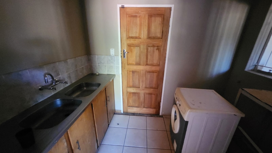 Commercial Property for Sale in Eldoraigne Gauteng