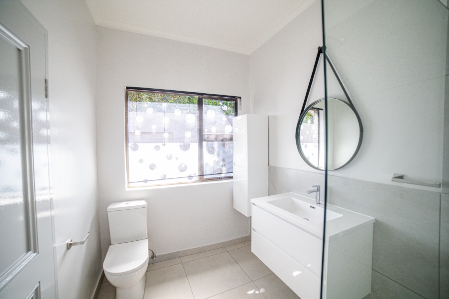 To Let 4 Bedroom Property for Rent in Fourways Gardens Gauteng