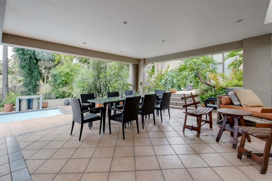 To Let 4 Bedroom Property for Rent in Fourways Gardens Gauteng