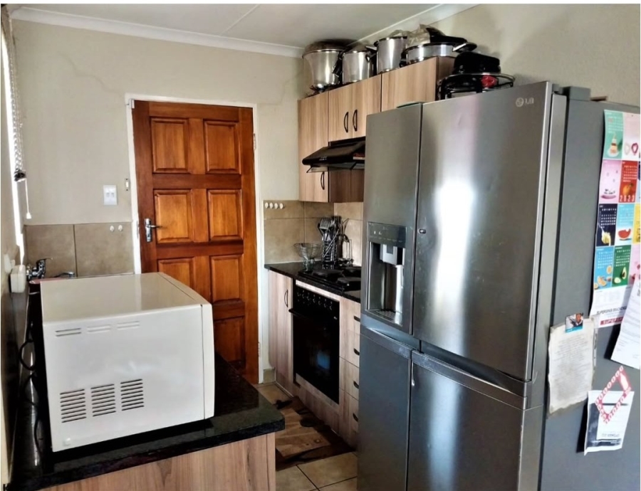 3 Bedroom Property for Sale in Albertsdal Gauteng