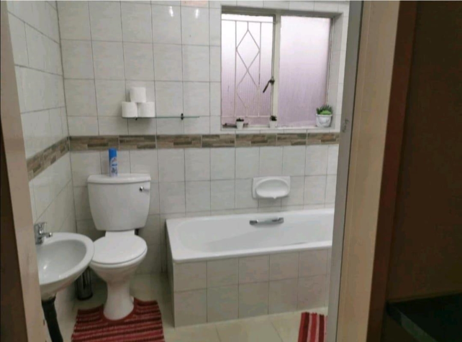4 Bedroom Property for Sale in Three Rivers Gauteng