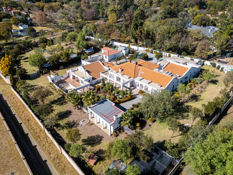10 Bedroom Property for Sale in Glen Austin Gauteng