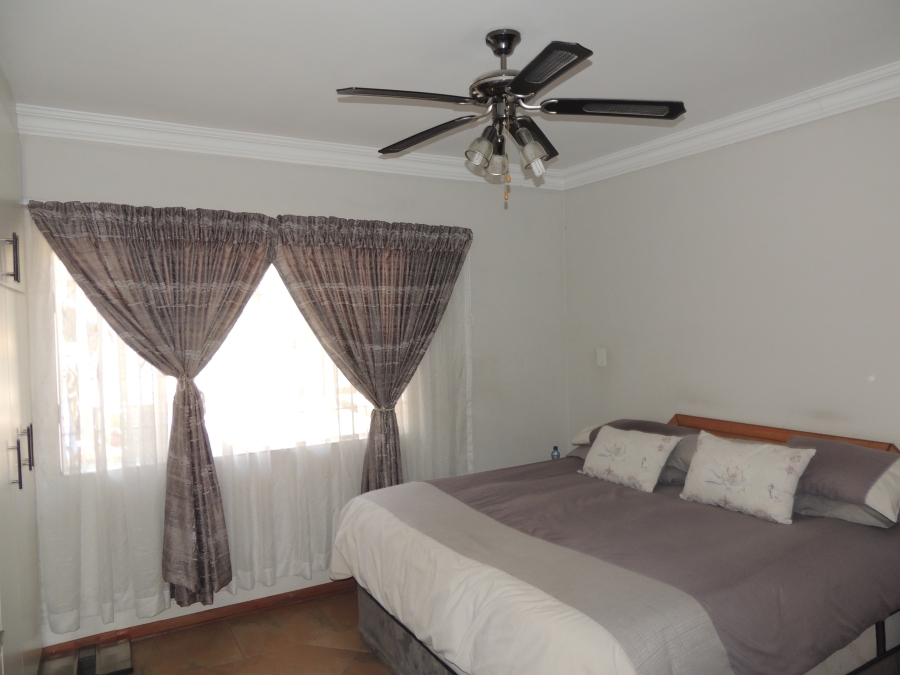 4 Bedroom Property for Sale in South Hills Gauteng