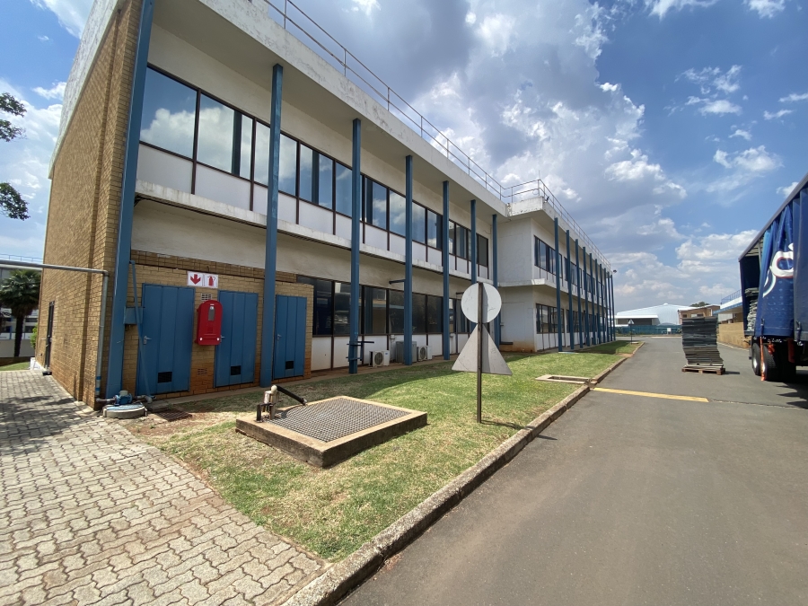 To Let commercial Property for Rent in Spartan Gauteng