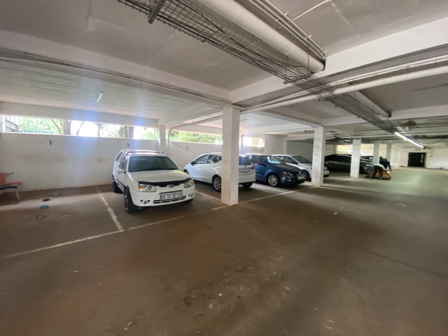 To Let commercial Property for Rent in Spartan Gauteng