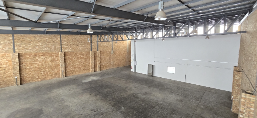 To Let commercial Property for Rent in North Riding Gauteng