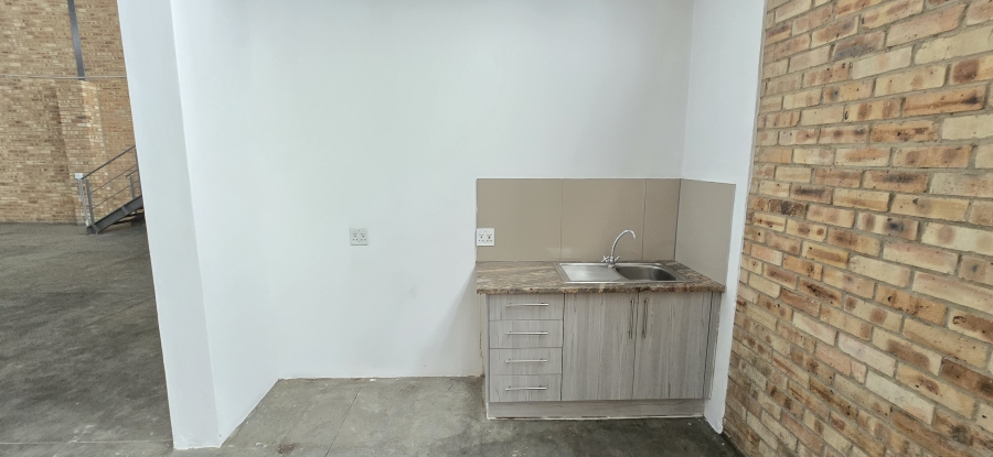To Let commercial Property for Rent in North Riding Gauteng
