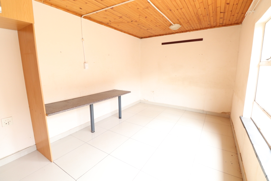 To Let 1 Bedroom Property for Rent in Edleen Gauteng