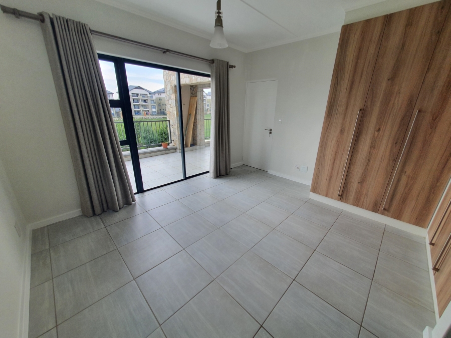 To Let 2 Bedroom Property for Rent in Waterfall Gauteng