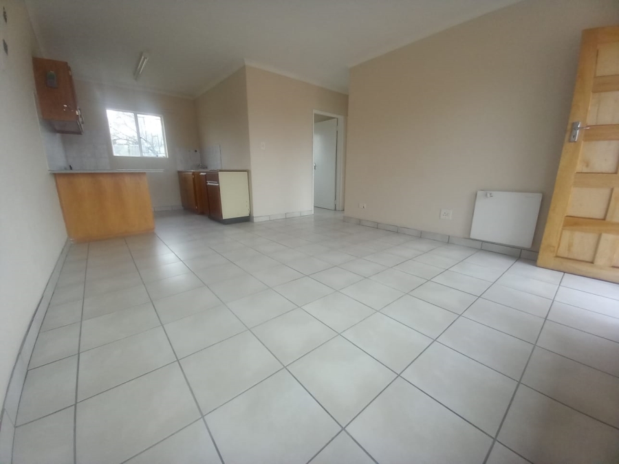 2 Bedroom Property for Sale in Rensburg Gauteng