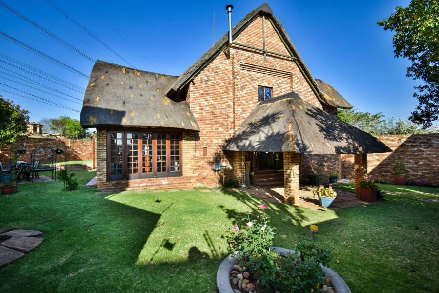 4 Bedroom Property for Sale in Moreleta Park Gauteng
