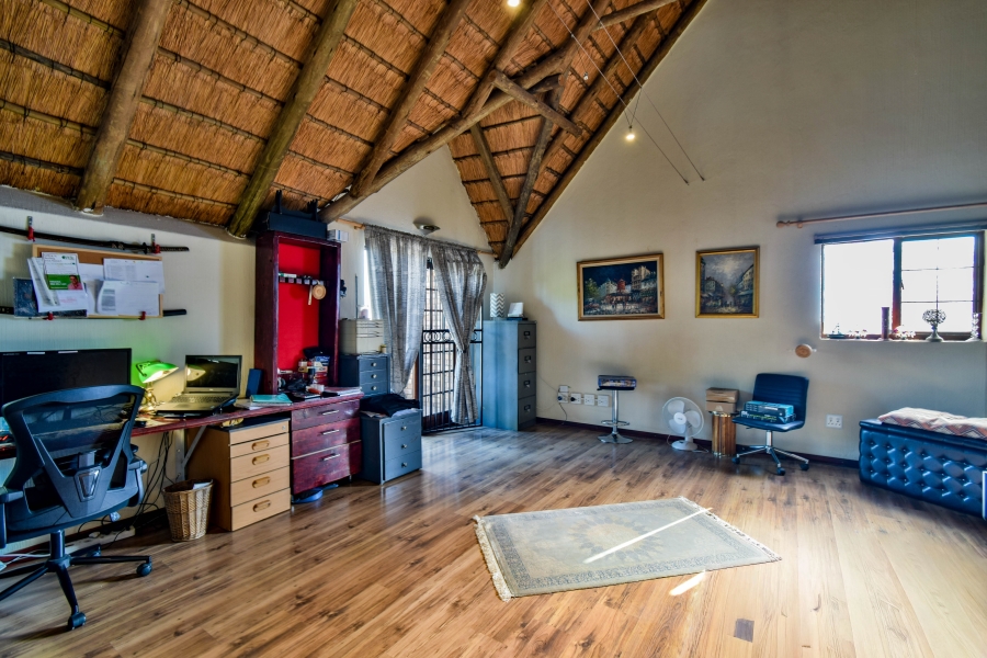 4 Bedroom Property for Sale in Moreleta Park Gauteng