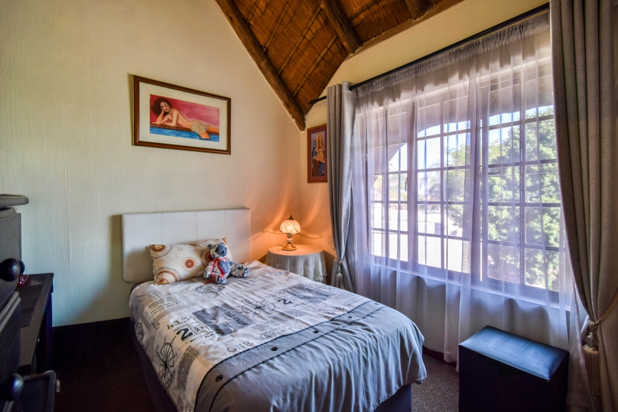 4 Bedroom Property for Sale in Moreleta Park Gauteng