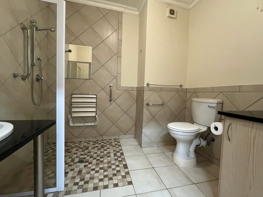 1 Bedroom Property for Sale in The Retreat Gauteng