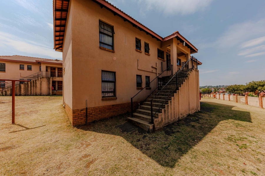 2 Bedroom Property for Sale in Princess A H Gauteng