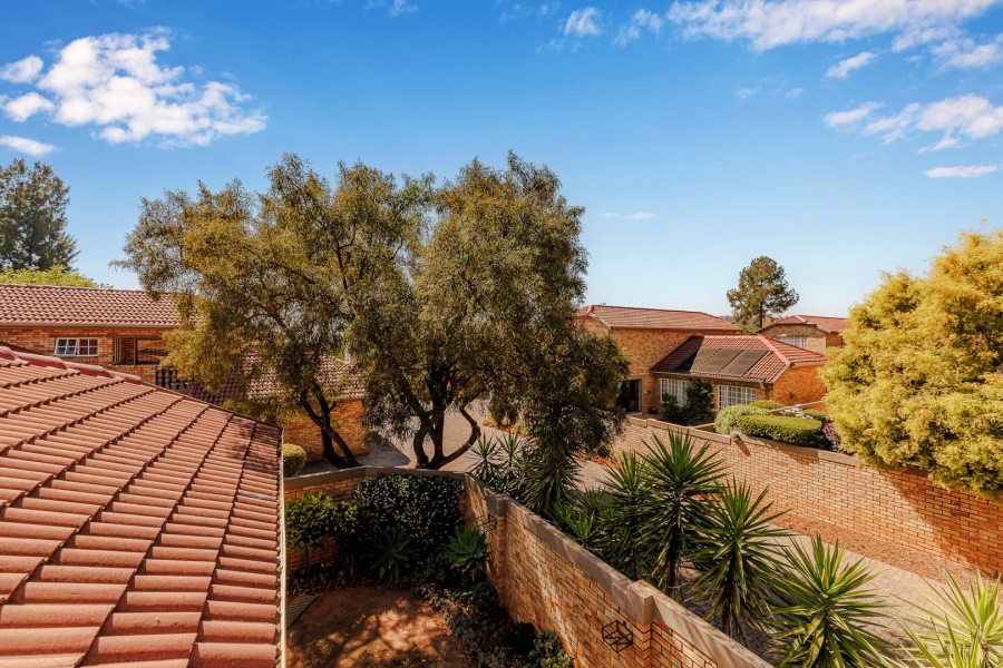 4 Bedroom Property for Sale in Boskruin Gauteng