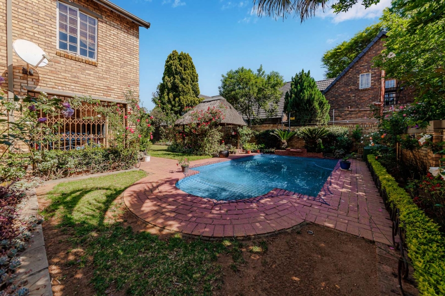 4 Bedroom Property for Sale in Boskruin Gauteng