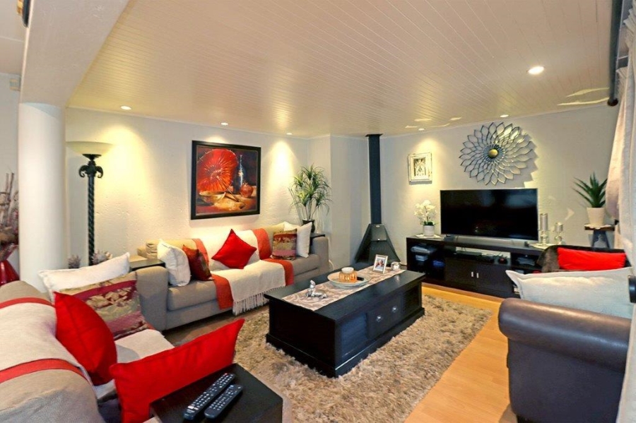 4 Bedroom Property for Sale in Dowerglen Ext 4 Gauteng