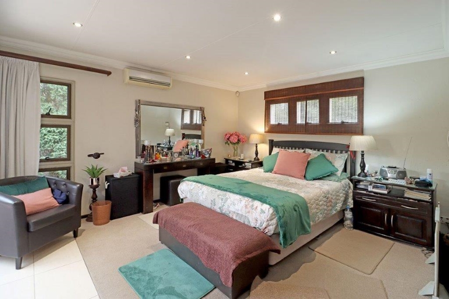 4 Bedroom Property for Sale in Dowerglen Ext 4 Gauteng