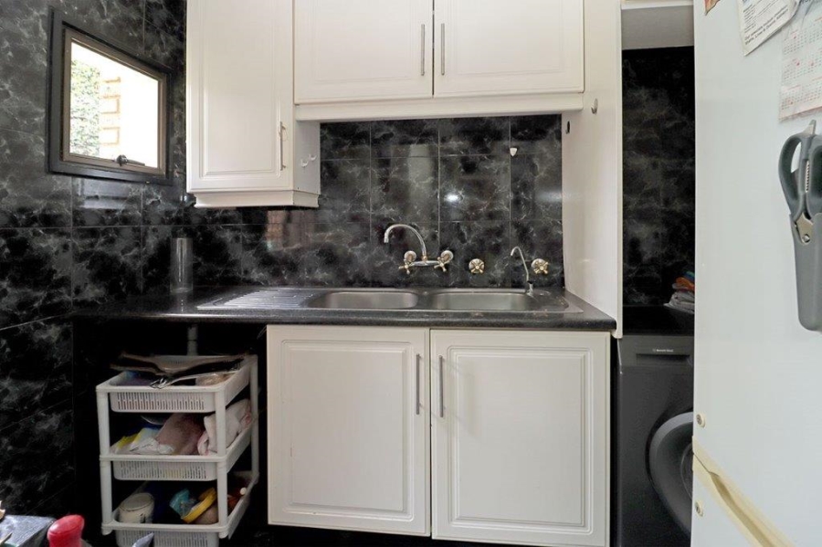 4 Bedroom Property for Sale in Dowerglen Ext 4 Gauteng