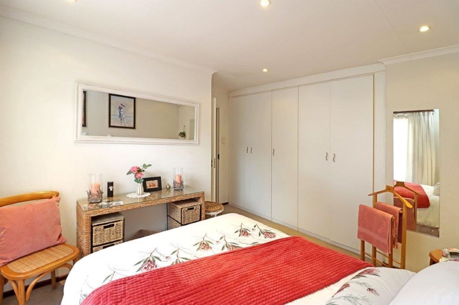 4 Bedroom Property for Sale in Dowerglen Ext 4 Gauteng