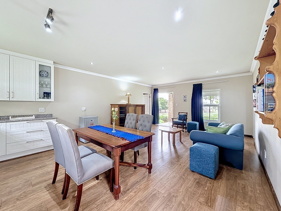 To Let 2 Bedroom Property for Rent in Mooikloof Heights Gauteng