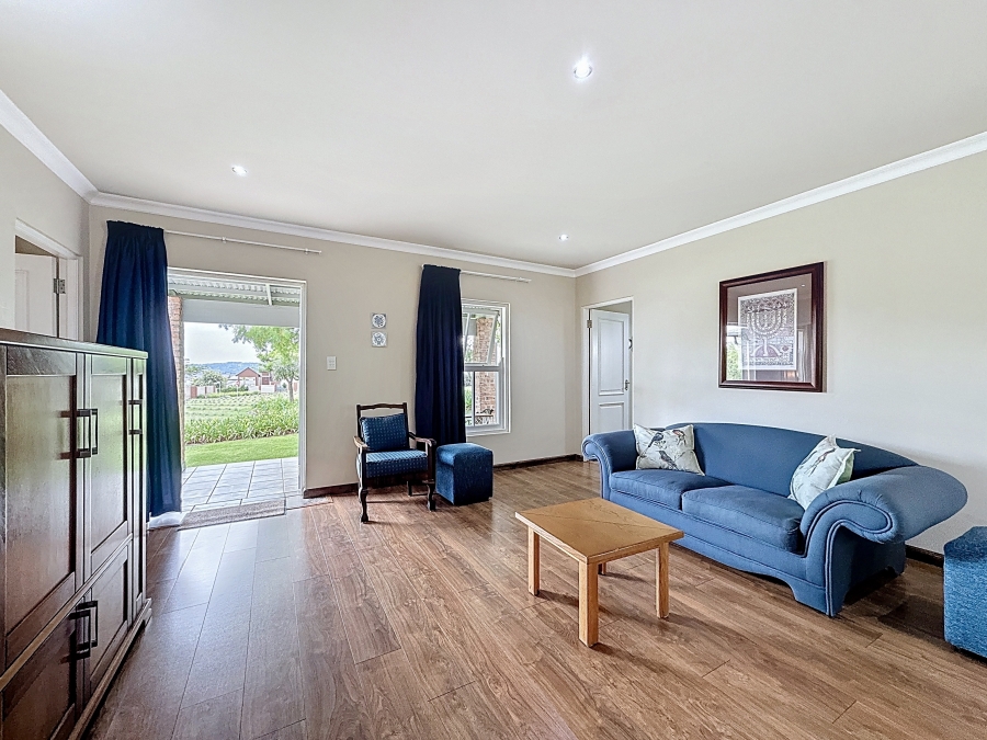 To Let 2 Bedroom Property for Rent in Mooikloof Heights Gauteng