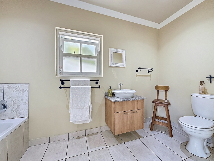 To Let 2 Bedroom Property for Rent in Mooikloof Heights Gauteng