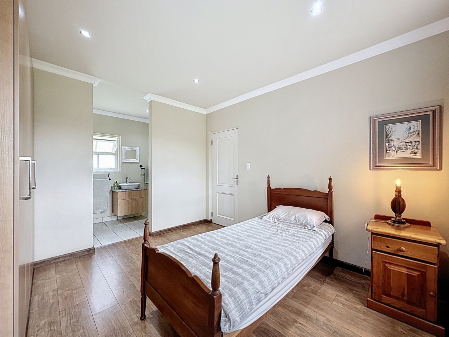 To Let 2 Bedroom Property for Rent in Mooikloof Heights Gauteng