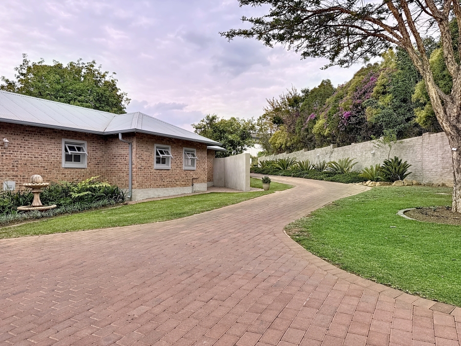 To Let 2 Bedroom Property for Rent in Mooikloof Heights Gauteng